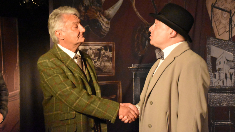 Holmes und Lestrade