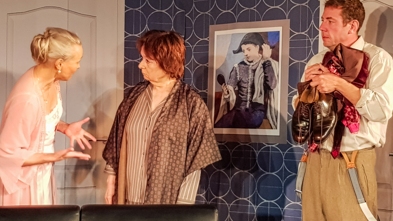 Die Perle Anna - Boulevard im Hoftheater